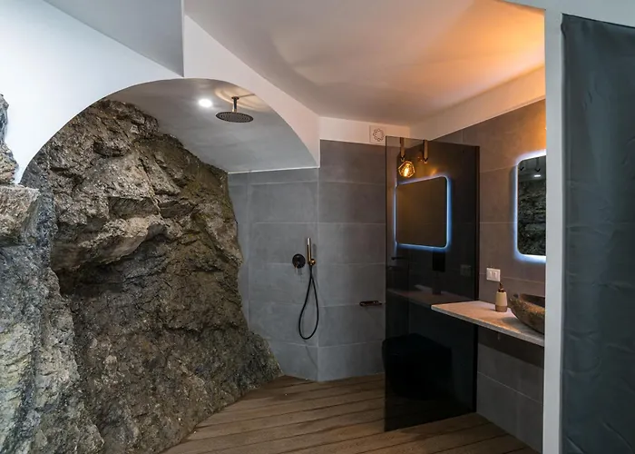 Sant' Anna Deluxe - Happy Lägenhet Nobiallo